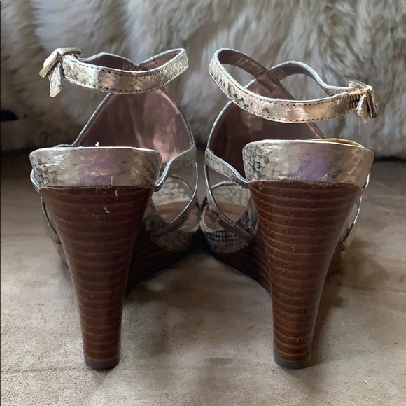 Carlos Santana Allure Wedge Sandals Metallic 7 - Picture 6 of 11